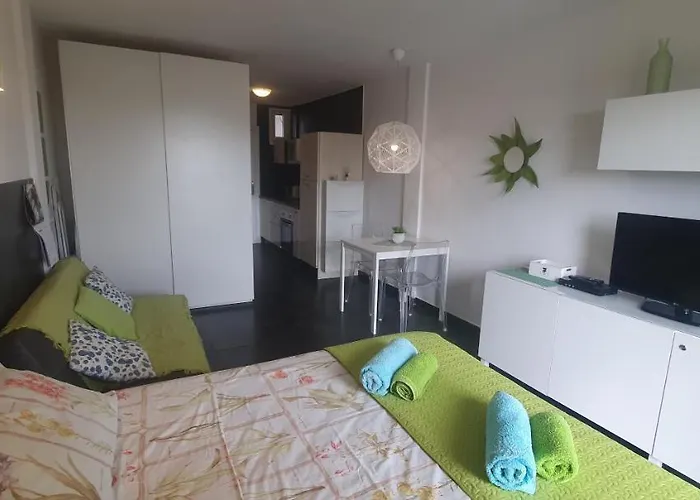 Actico Whit Ocean View 아파트 *